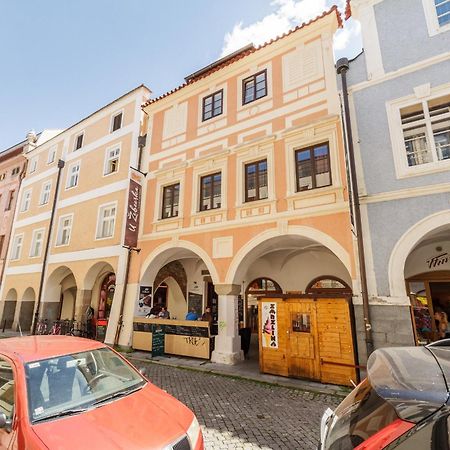 Old Town Charles Apartments Чешка Будьовица Екстериор снимка